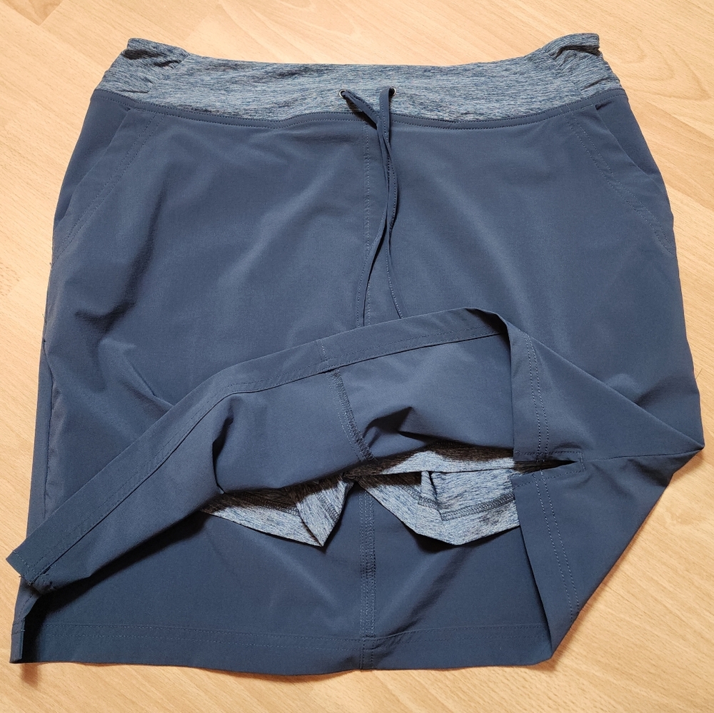 Duluth Blue Armachillo Cooling Pull-on Skort Women's Size 12 - Picture 1 of 16